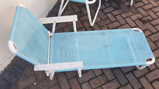 Pool/Patio side chairs plus lounger!