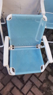 Pool/Patio side chairs plus lounger!