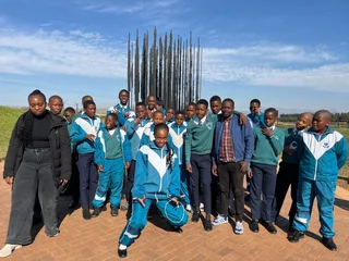 Boarding and day school for Grade RR-12 in Pi