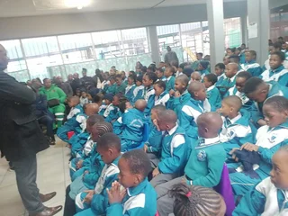 Boarding and day school for Grade RR-12 in Pi