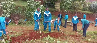 Boarding and day school for grade RR-12 in Pie