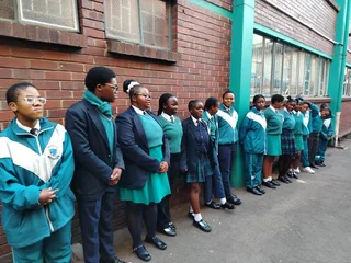 Boarding and day school for grade RR-12 in Pi