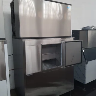 KDT1700A Koolaire Modular Square Cubes 700kgs/24hrs