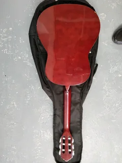 Learner guitar 3/4 size