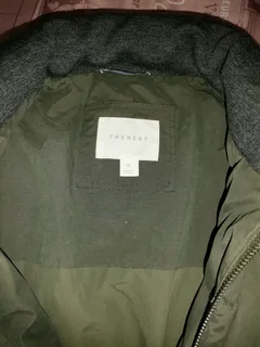 Trenery Bomber