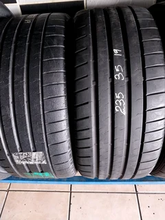 2x 235 35 19 Bridgestone potenza sport tyres with good treads available for sale