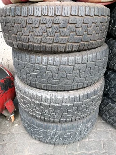 A good set of 265 65 18 pirelli scorpion 廬 verde tyres with good treads available for sale