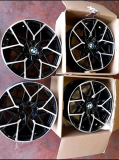A clean set of 18inch Bmw rims available for sale