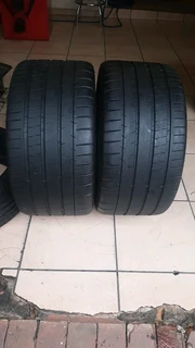 2x 295 30 20 Michelin pilot super sport tyres with good treads available for sale