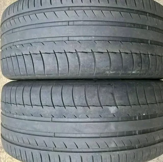 A clean set of 275 45 20 Michelin tyres with good treads available for sale