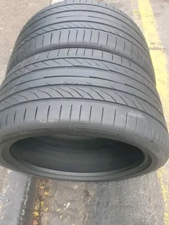 2x 295 35 21 Continental tyres with good treads available for sale