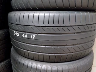 1x 245 40 17 Continental tyre with good treads available for sale