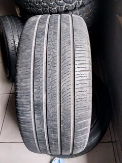 1x 275 45 21 pirelli scorpion available for sale