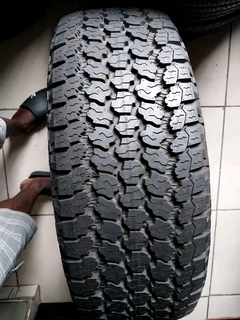 Brand new  255 65 19 Goodyear wrangler tyre