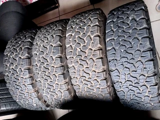 A clean set of 245 65 17 bf Goodrich ko2 tyres with 98% treads available for sale