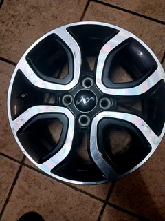 A clean set of 15inch KIA Rims available for sale