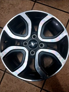 A clean set of 15inch KIA Rims available for sale
