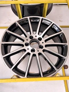 A clean set of 18inch original Mercedes Rims available for sale