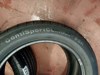 2x 235 50 18 Continental run flat tyres with good treads available for sale