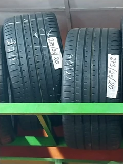 2x 275 25 20 achilies tyres with 98% treads available for sale