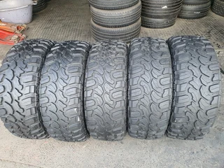 5x 285 70 17 off road tyres 1 new and 4 are 90% available for sale