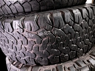 1x 35x12.50R17 bf Goodrich ko2 tyre with good treads available for sale