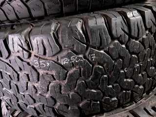 1x 35x12.50R17 bf Goodrich ko2 tyre with good treads available for sale