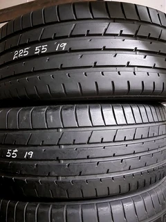 A clean set of 225 55 19 Toyo tyres with lots of treads available for sale