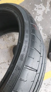 1x 245 30 20 pirelli tyre with very good treads available for sale