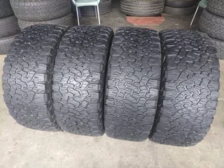 A clean set of 305 55 20 bf Goodrich ko2 tyres with good treads available for sale