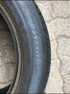 One 225 50 17 Michelin primacy3 run flat tyre with good treads available for sale