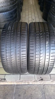 2x 295 35 21 pirelli tyres with good treads available for sale