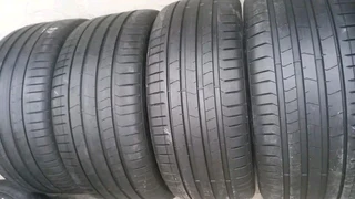 A clean set of 315 35 21 and 275 40 21 Pirelli p zero run flat tyres with 90% tread available