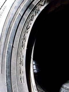 One brand new 275 55 19 pirelli scorpion zero tyre available for sale