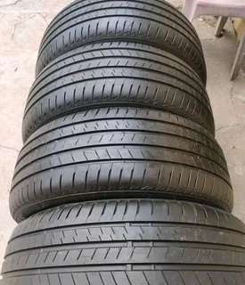 A clean set of 275 35 21 and 245 40 21 Bridgestone run flat tyres available