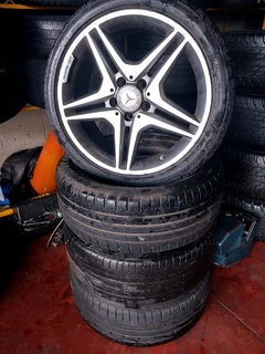 18inch original mercsdes rims and tyres available for sale
