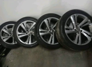 A clean set of 19inch Tiguan rims and tyres available for sale