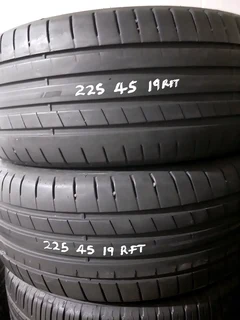 2x 255 45 19 dunlop run flat tyres with good treads available for sale