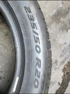 A clean set of 235 50 20 pirelli scorpion 廬 zero tyres with 90% treads available