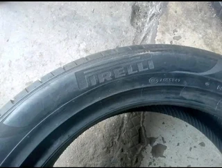 A clean set of 235 50 20 pirelli scorpion 廬 zero tyres with 90% treads available