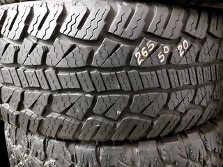 1x 265 50 20 tyre with 98% treads available for sale