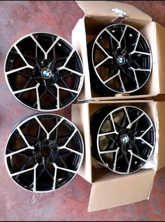 A good set of 18inch Bmw rims available for sale