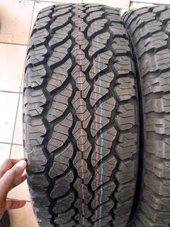 2x 265 70 17 Brand new general grabber tyres available for sale