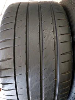 2x 285 30 20 Michelin pilot sport 4s tyres with 95% treads available for sale