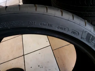 2x 285 30 20 Michelin pilot sport 4s tyres with 95% treads available for sale