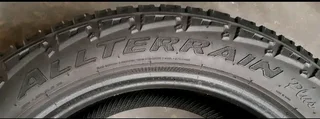 A clean set of 255 55 19 pirelli scorpion 廬 verde tyres with good treads available for sale
