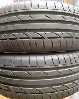 2x 225 45 19 Bridgestone run flat tyres 90% treads available for sale