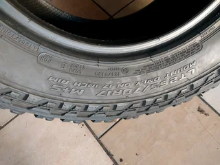 1x 265 70 17 cooper st maxx with 95% treads available for sale