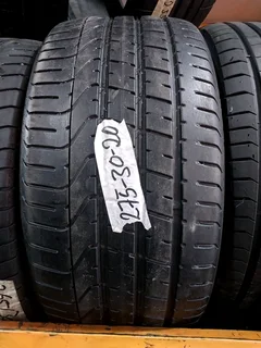 1x 275 30 20 pirelli tyre with 95% normal tyre available for sale