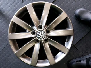 A good set of 17inch polo rims available for sale